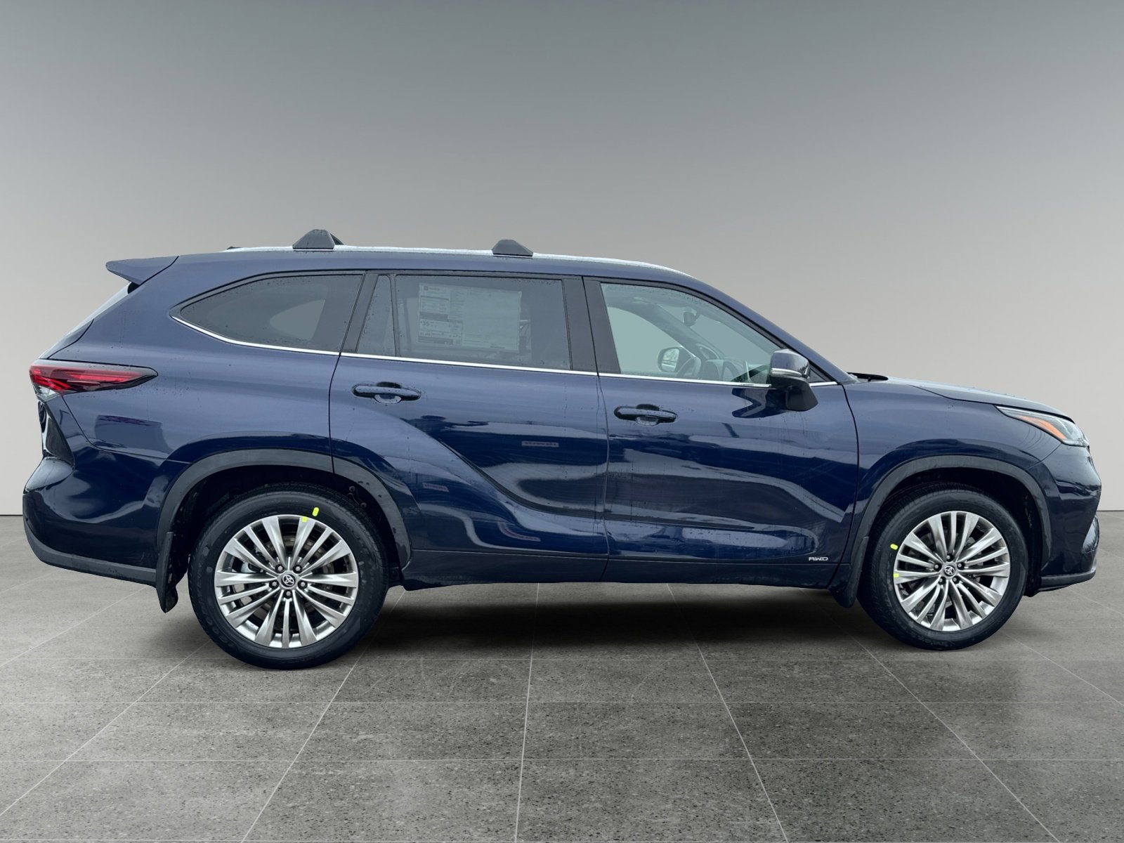 2026 Toyota Highlander Hybrid Hybrid Platinum