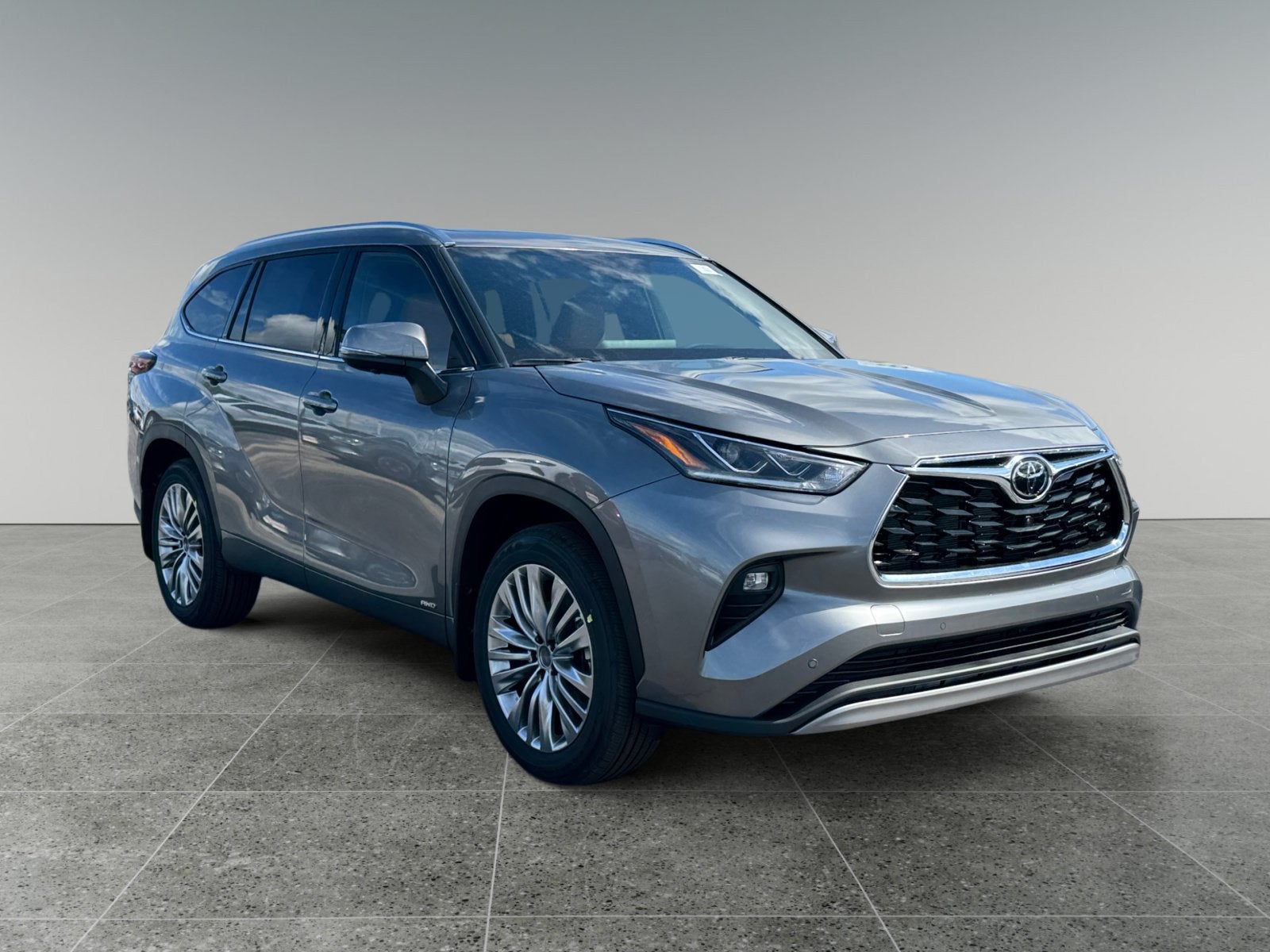 2026 Toyota Highlander Hybrid Platinum