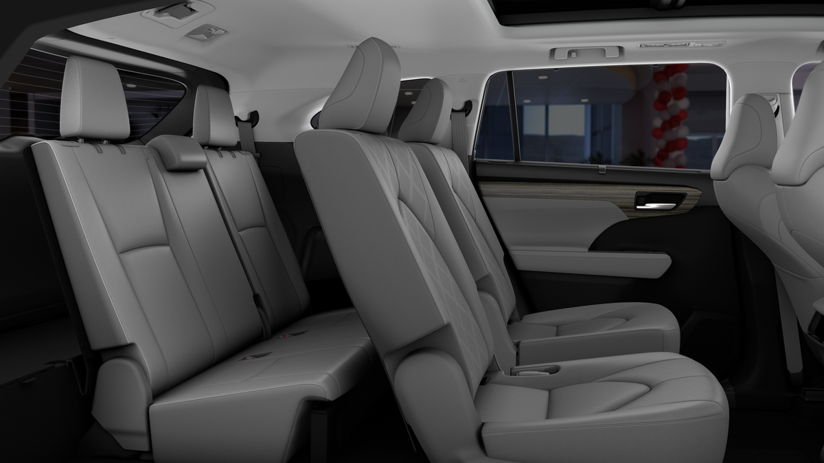 2026 Toyota Highlander Hybrid Hybrid Platinum