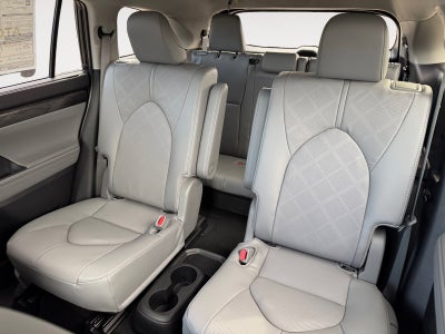 2026 Toyota Highlander Hybrid Hybrid Platinum