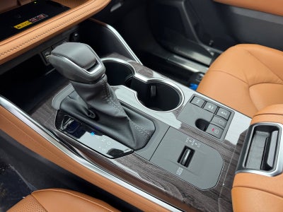 2026 Toyota Highlander Hybrid Hybrid Platinum