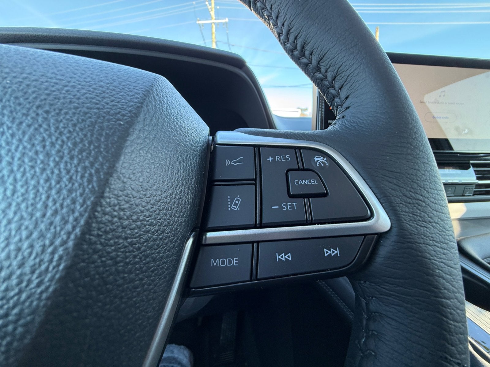 2025 Toyota SIENNA XLE XLE