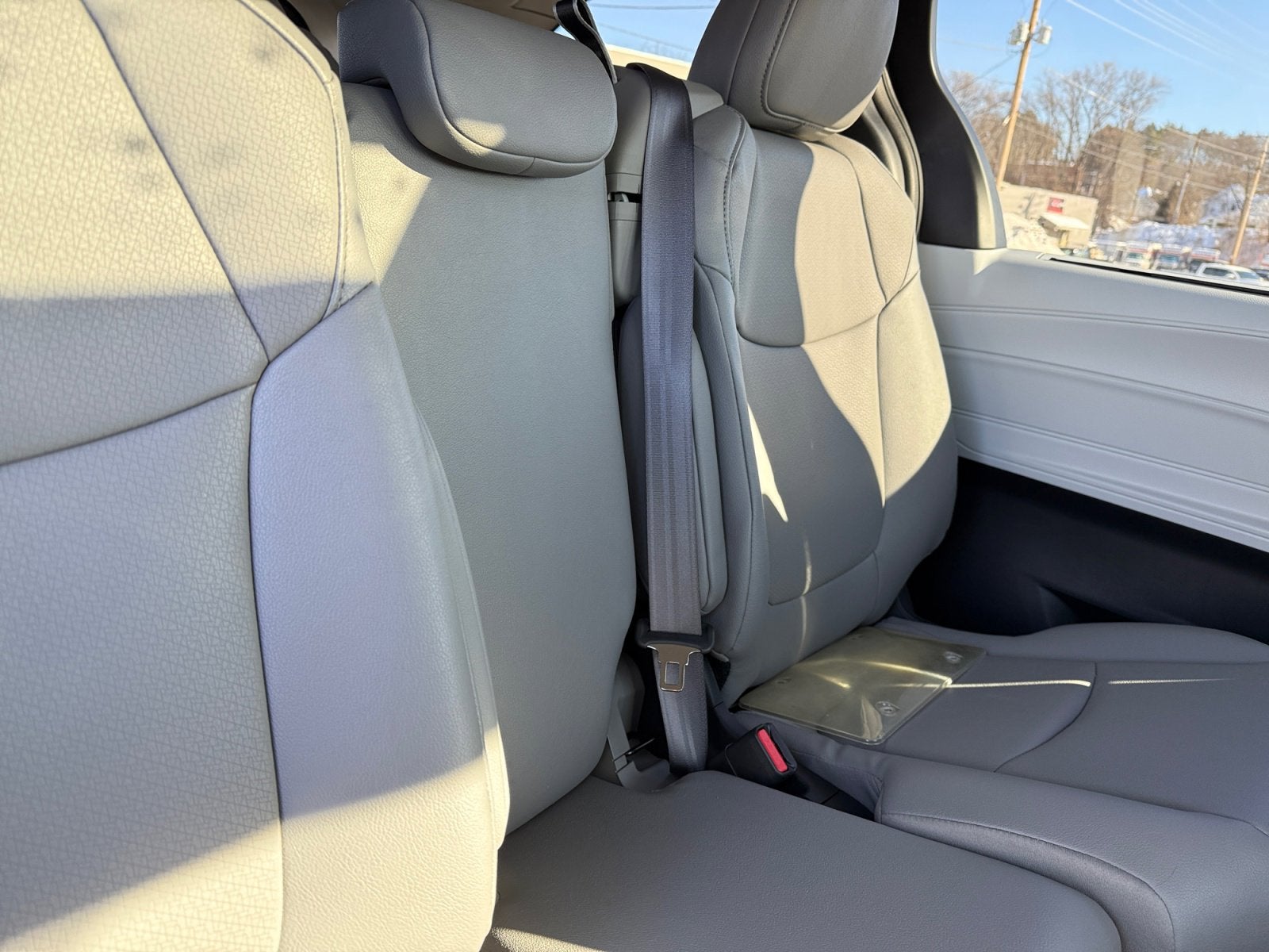 2025 Toyota SIENNA XLE XLE