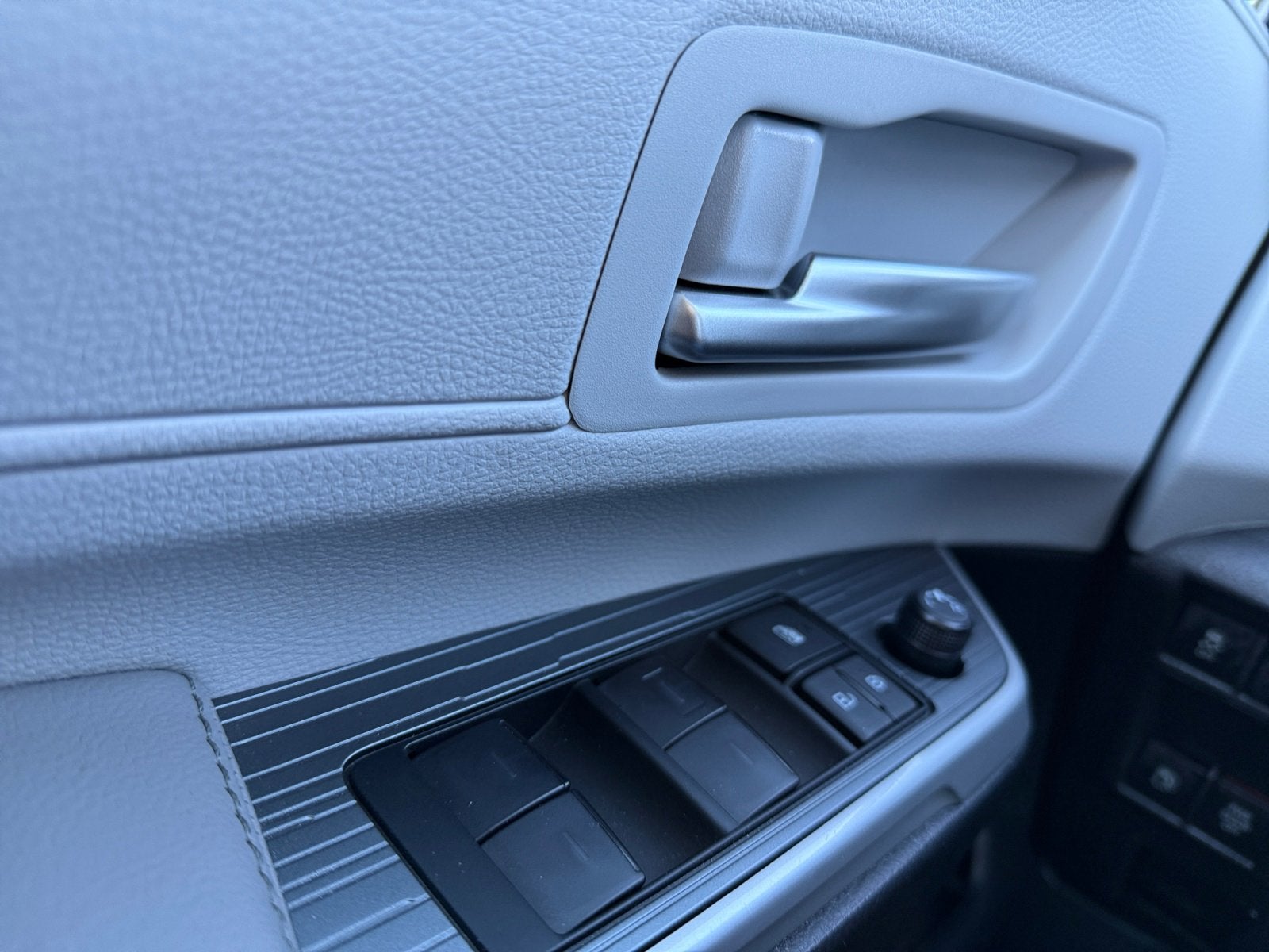 2025 Toyota SIENNA XLE XLE