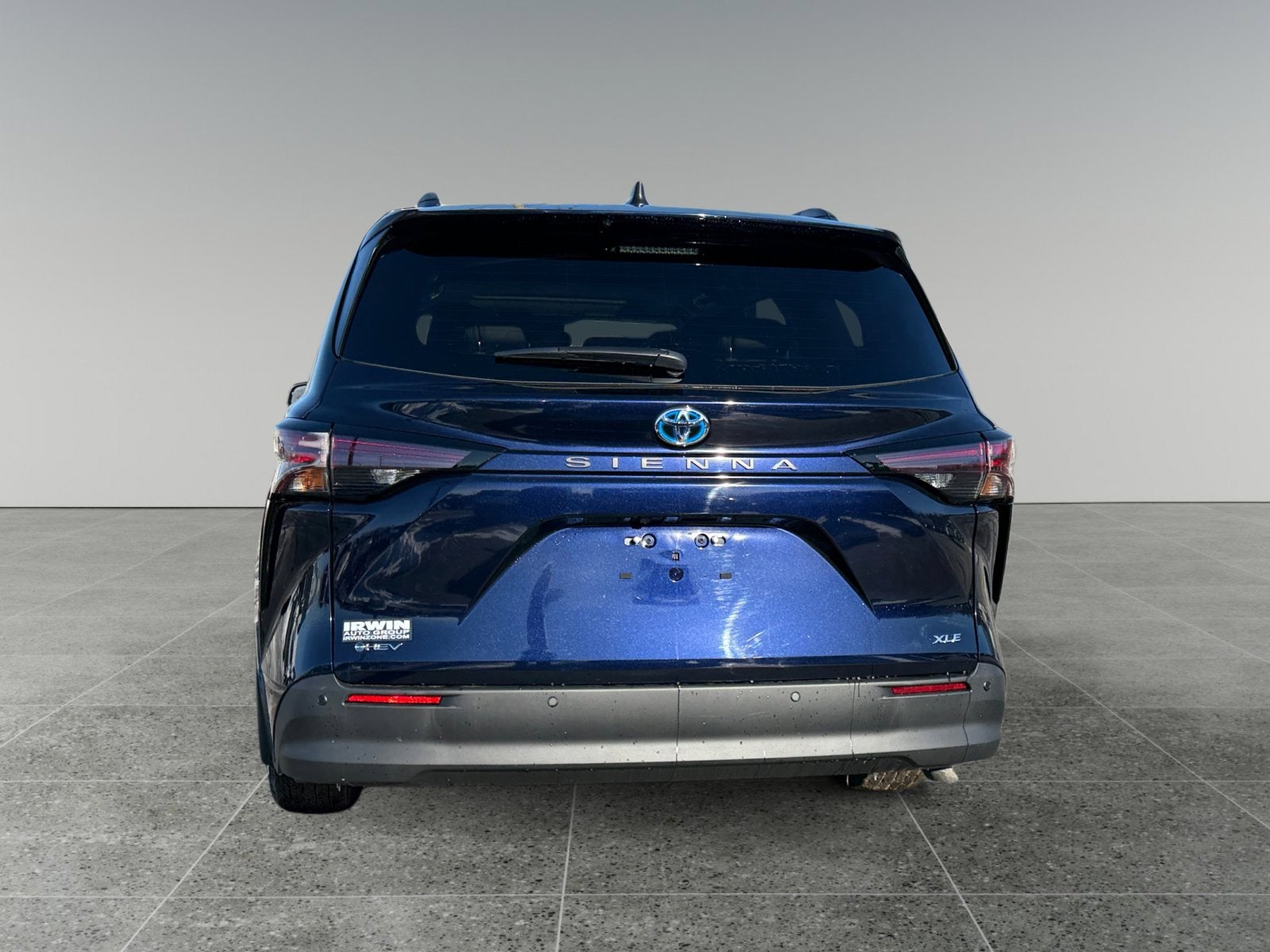 2025 Toyota SIENNA XLE XLE