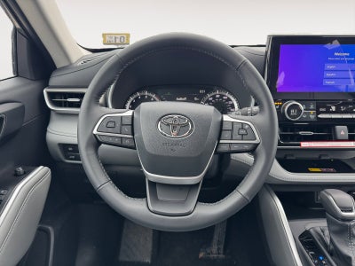 2026 Toyota Highlander XLE