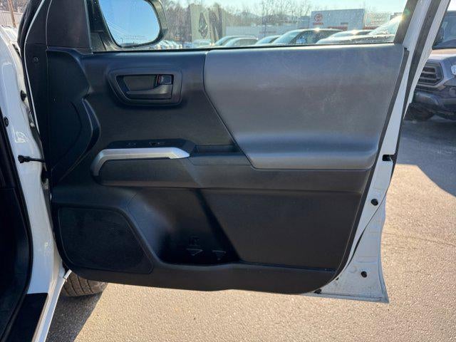 2018 Toyota TACOMA SR5 SR5