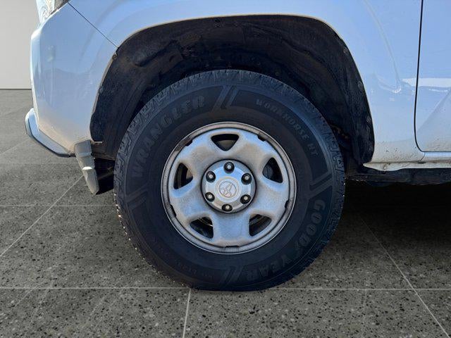 2018 Toyota TACOMA SR5 SR5