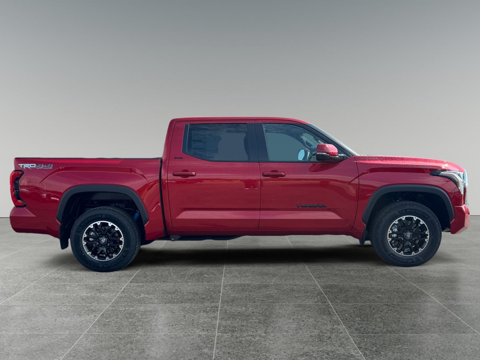 2026 Toyota Tundra SR5 CrewMax 5.5' Bed