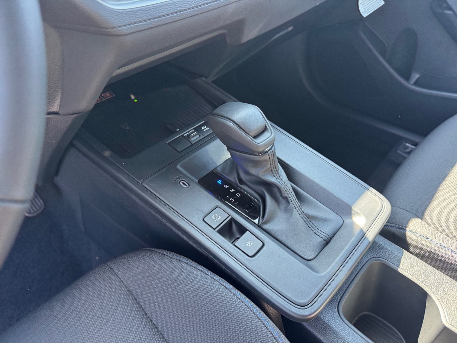 2026 Toyota Corolla Cross Hybrid SE