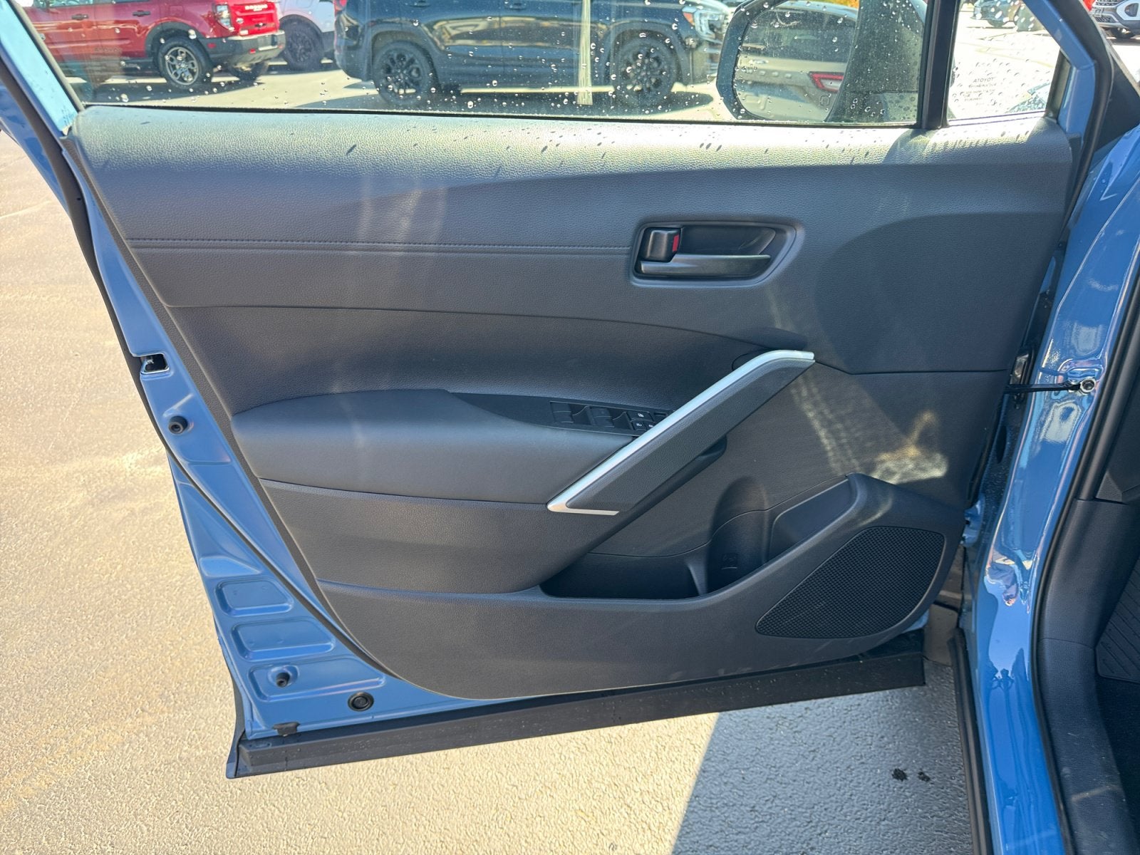 2026 Toyota Corolla Cross Hybrid SE
