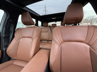 2025 Toyota CROWN SIGNIA Limited