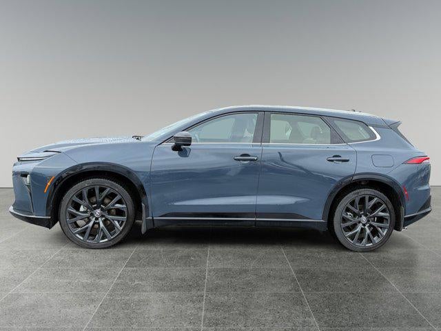 2025 Toyota CROWN SIGNIA Limited