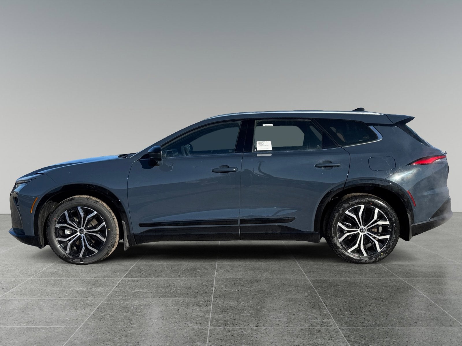 2026 Toyota Crown Signia XLE