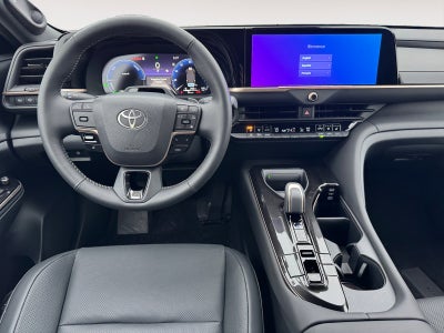 2026 Toyota Toyota Crown Signia Limited