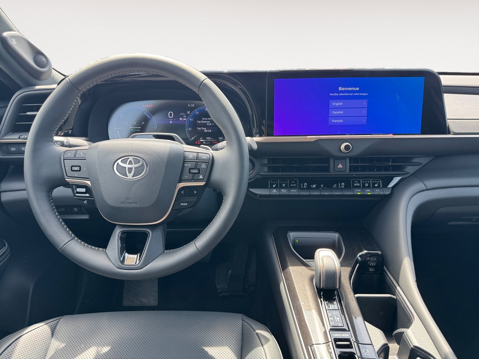 2026 Toyota Toyota Crown Signia Limited