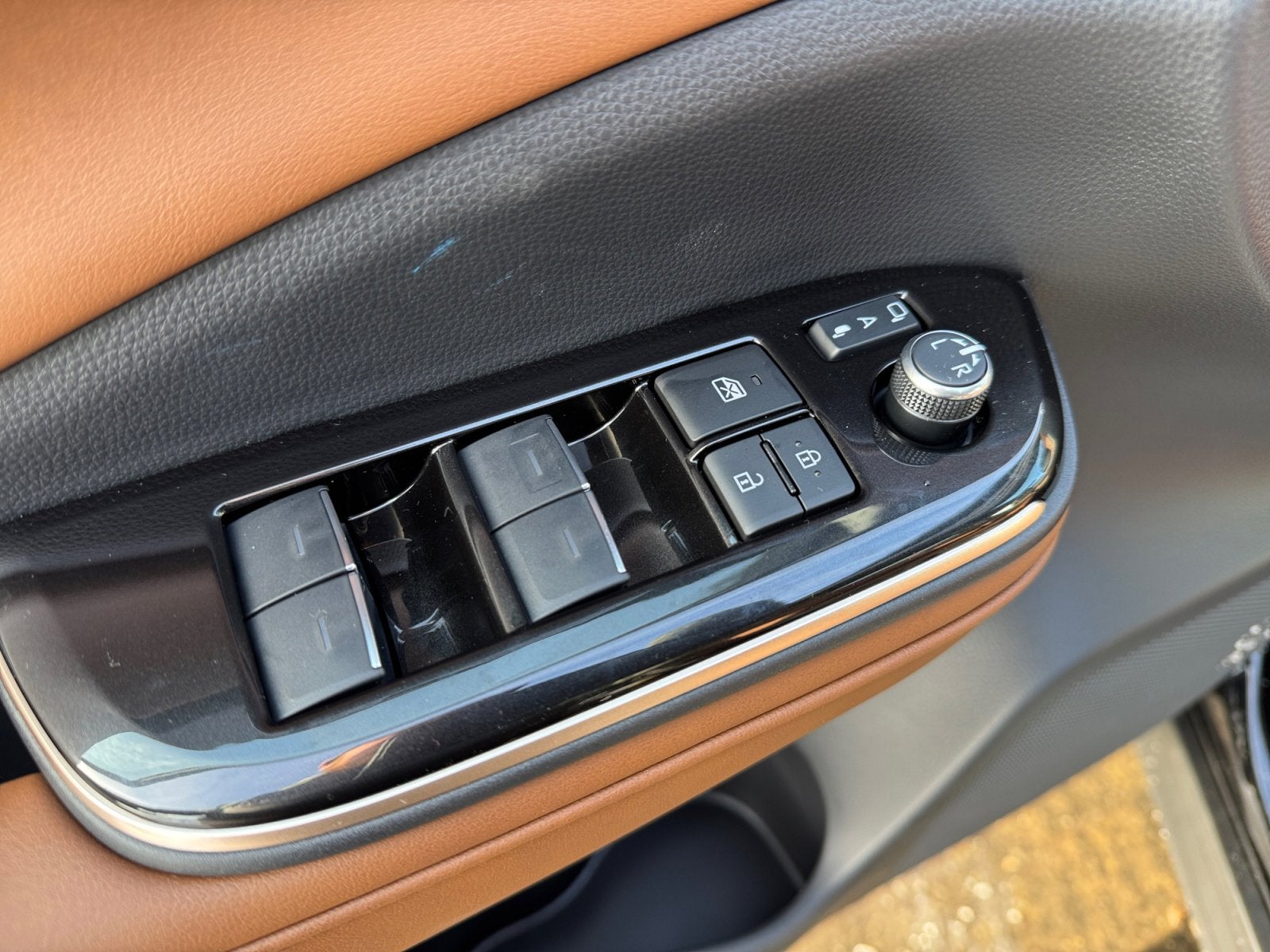 2025 Toyota Toyota Crown Signia Limited