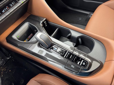 2025 Toyota Toyota Crown Signia Limited