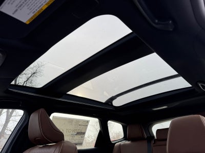 2025 Toyota Toyota Crown Signia Limited