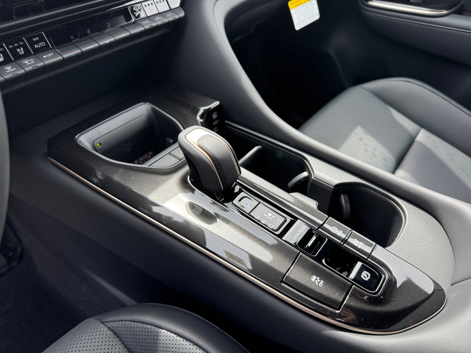 2026 Toyota Toyota Crown Signia XLE