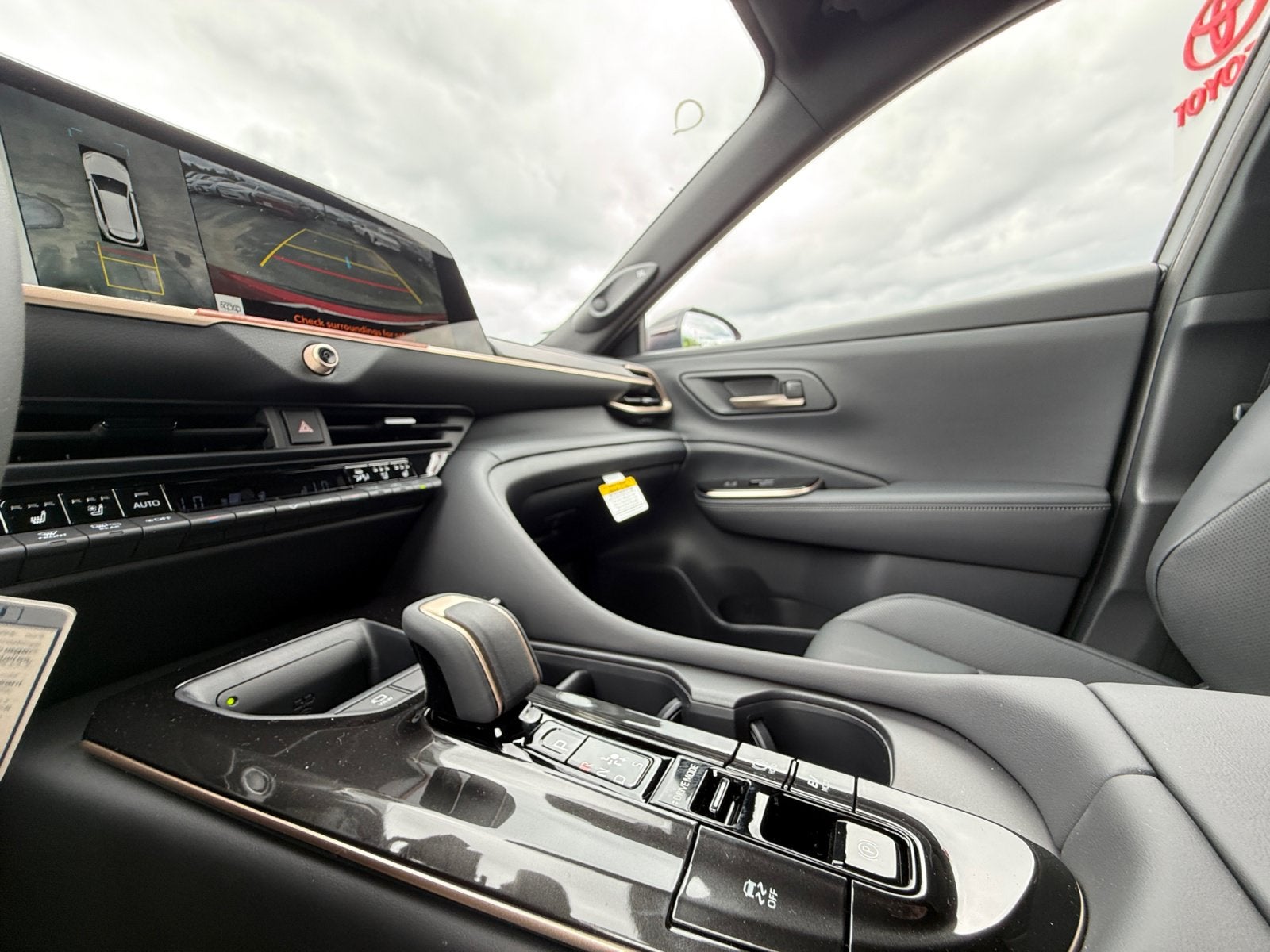 2026 Toyota Crown Signia Limited
