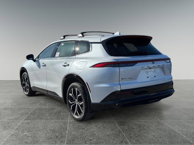 2026 Toyota Toyota Crown Signia XLE