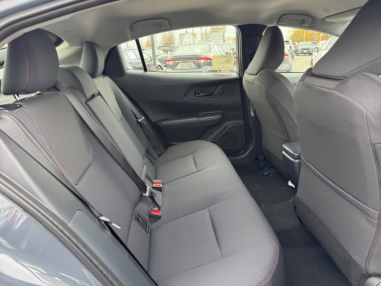 2026 Toyota Prius Plug-in Hybrid SE