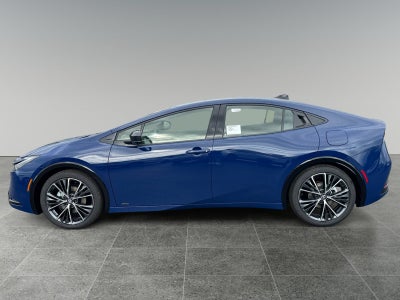 2027 Toyota Prius XLE