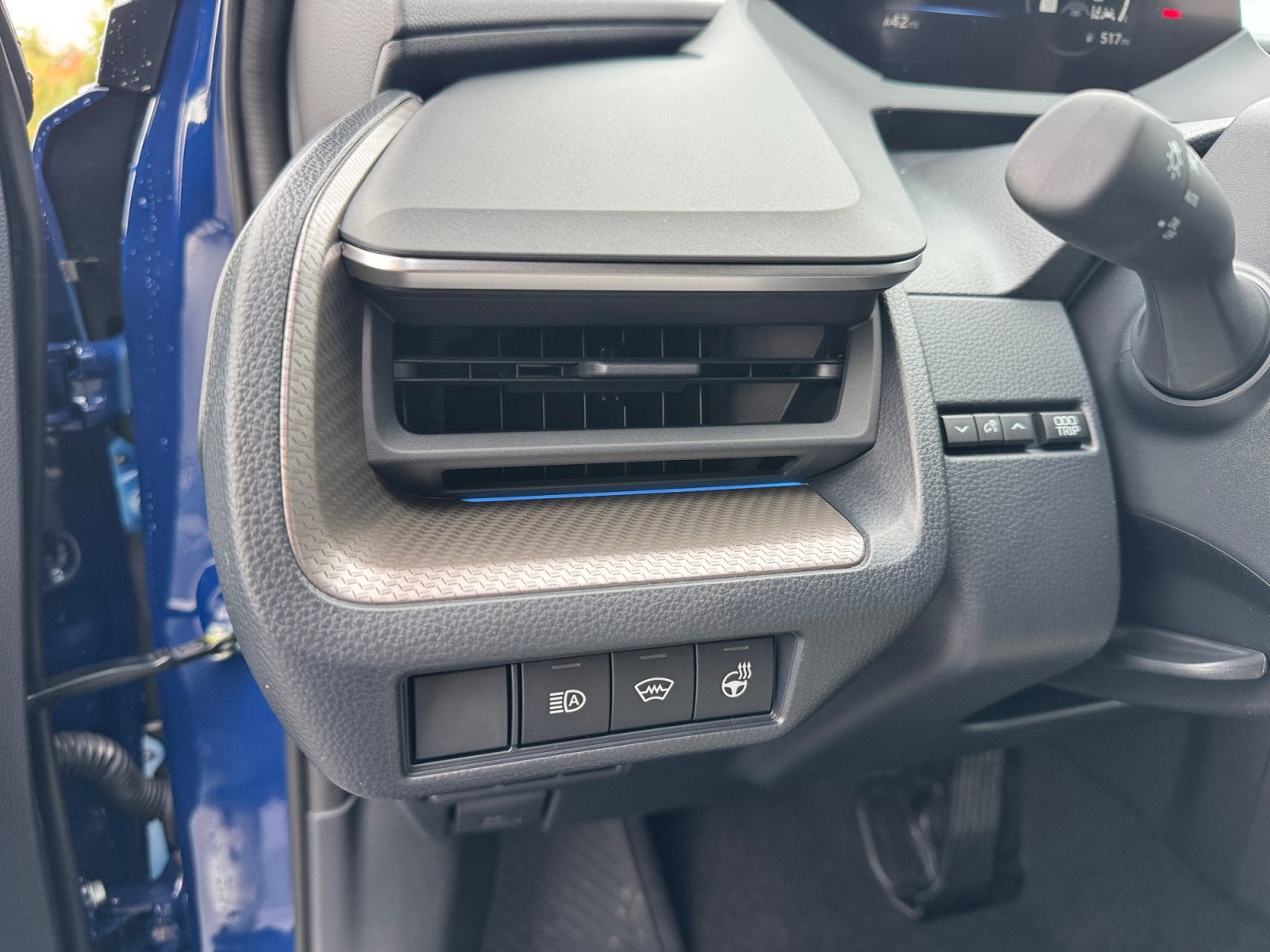 2027 Toyota Prius Limited AWD
