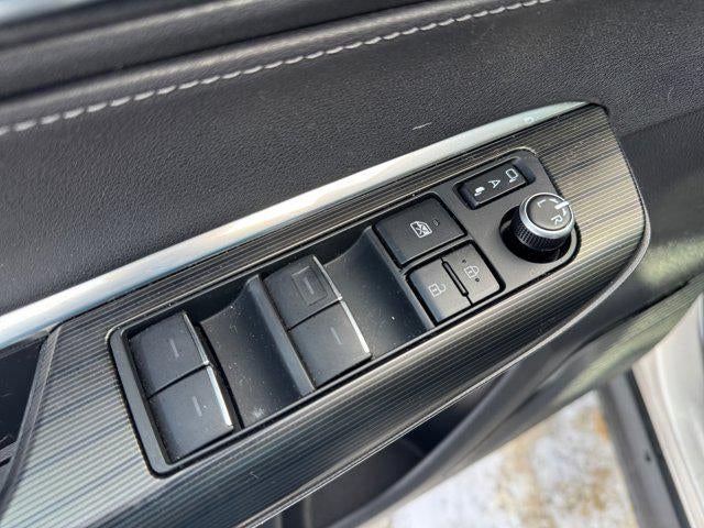 2021 Toyota Venza XLE XLE