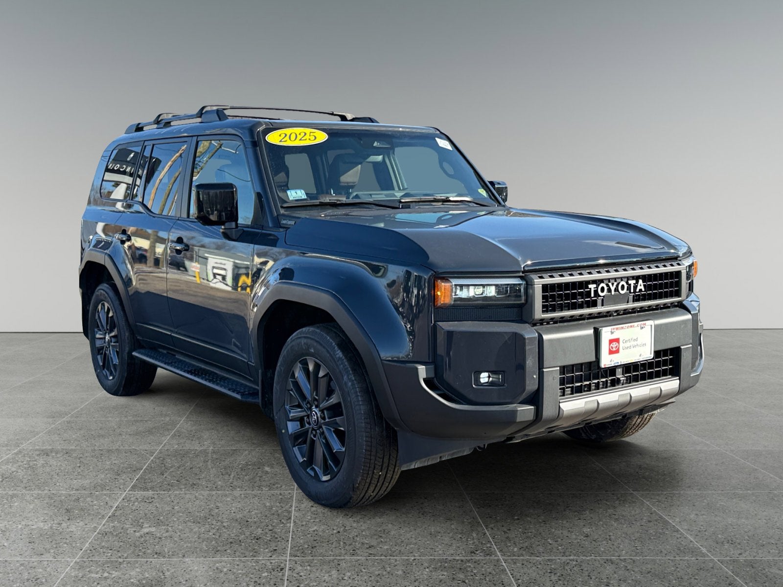 2025 Toyota LAND CRUISER Base