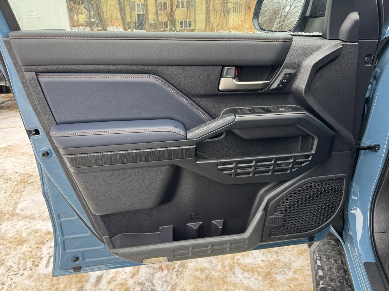 2026 Toyota 4Runner i-FORCE MAX Platinum