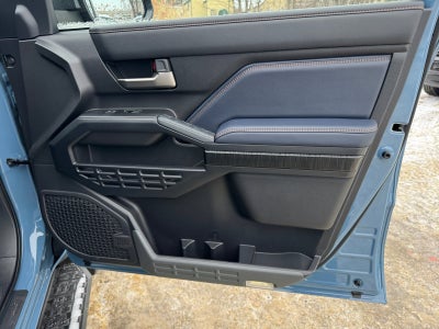 2026 Toyota 4Runner i-FORCE MAX Platinum