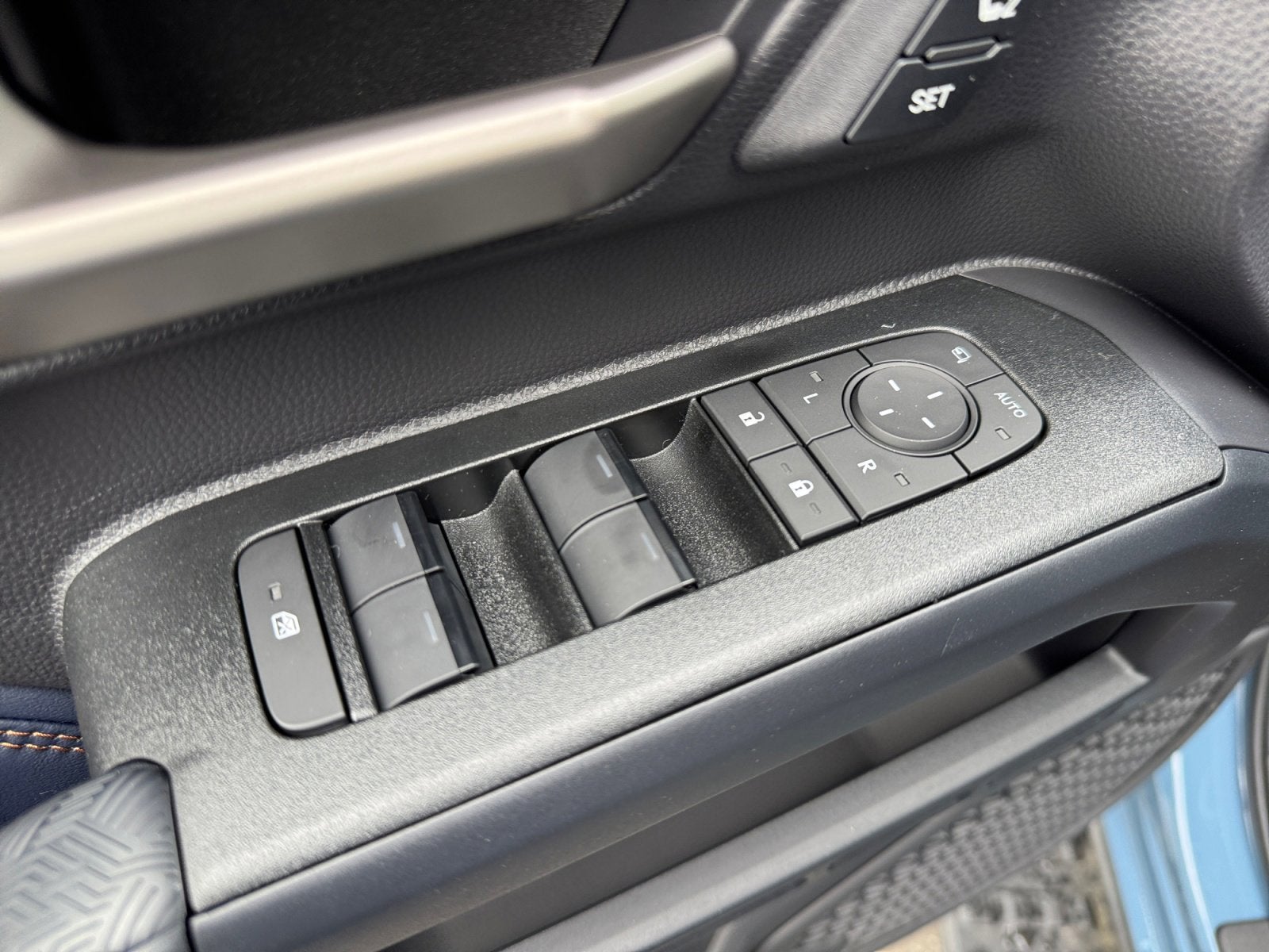 2026 Toyota 4Runner i-FORCE MAX Platinum
