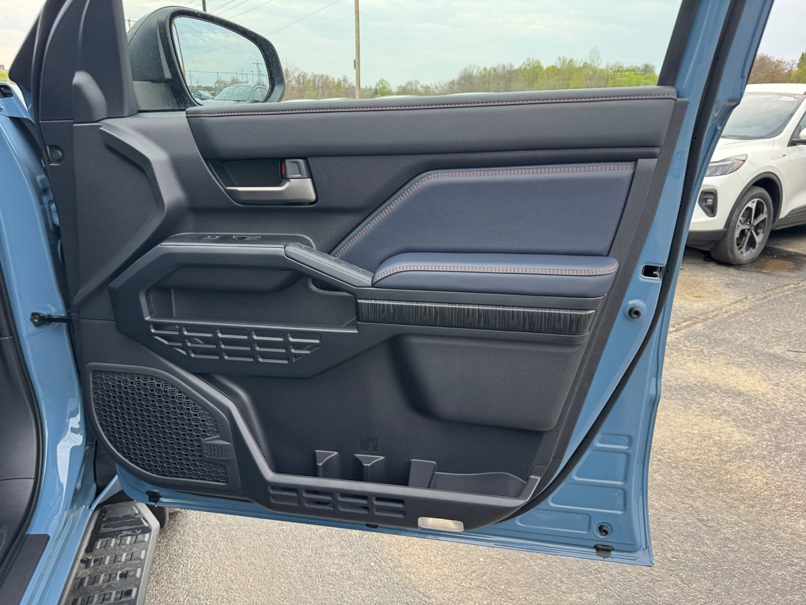 2026 Toyota 4Runner i-FORCE MAX Platinum