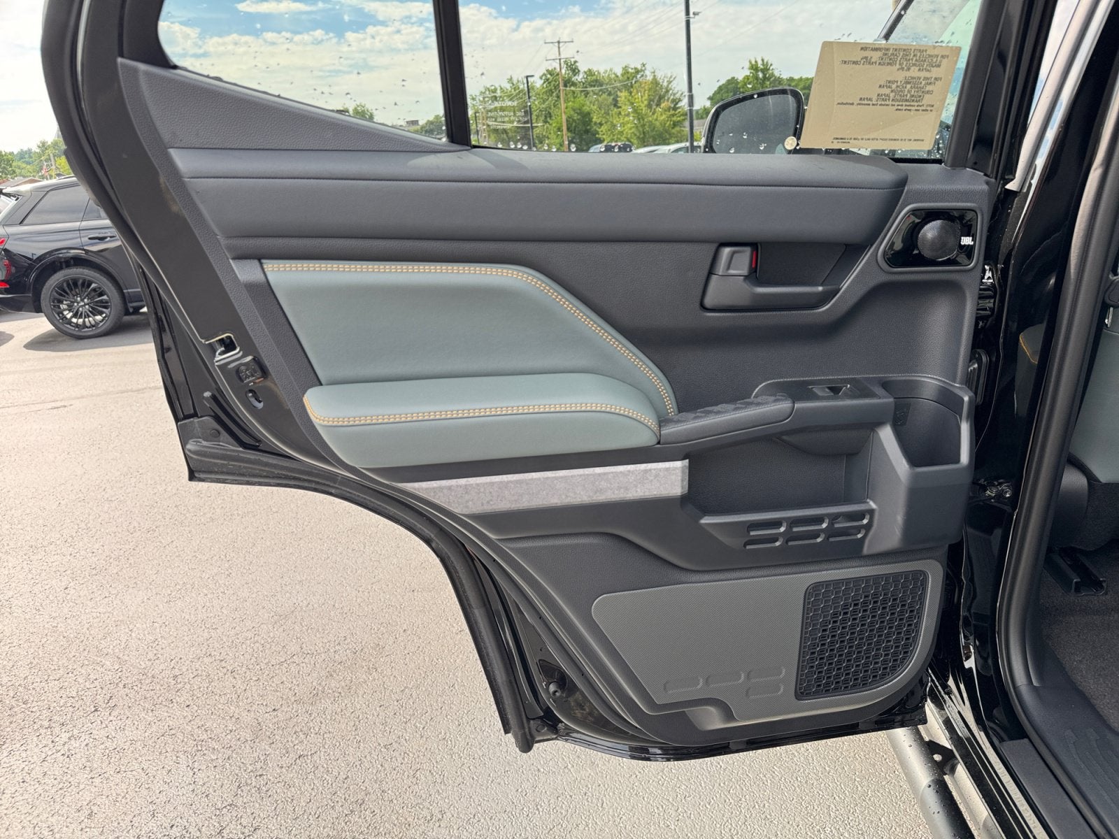 2026 Toyota 4Runner Hybrid Trailhunter