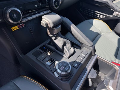 2026 Toyota 4Runner Hybrid Trailhunter
