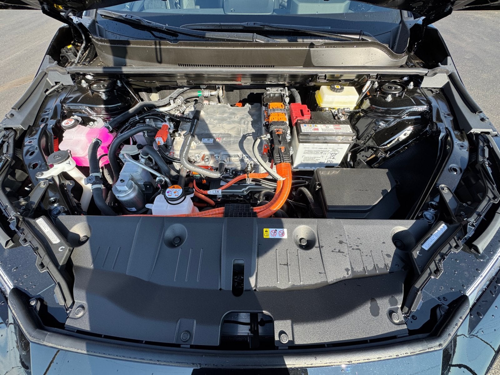 2027 Toyota C-HR SE