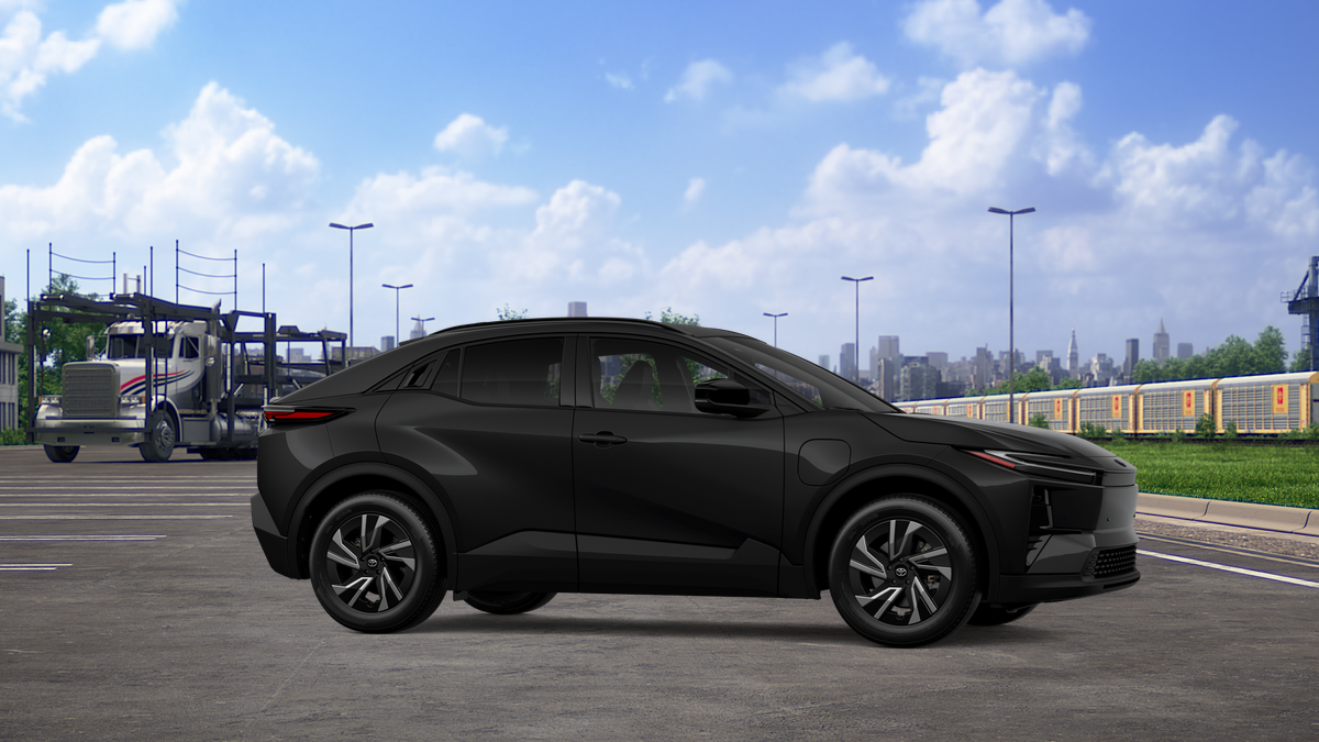2027 Toyota C-HR SE