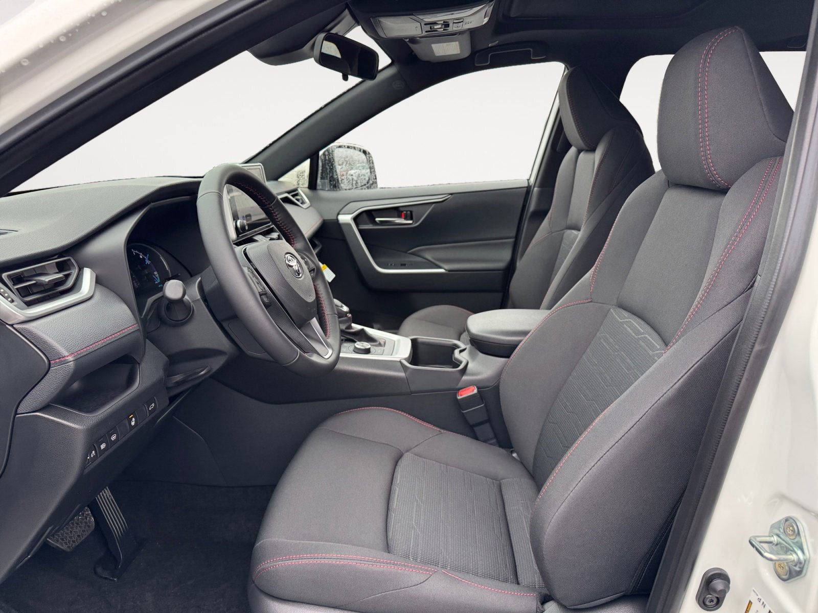 2025 Toyota RAV4 Plug-in Hybrid SE