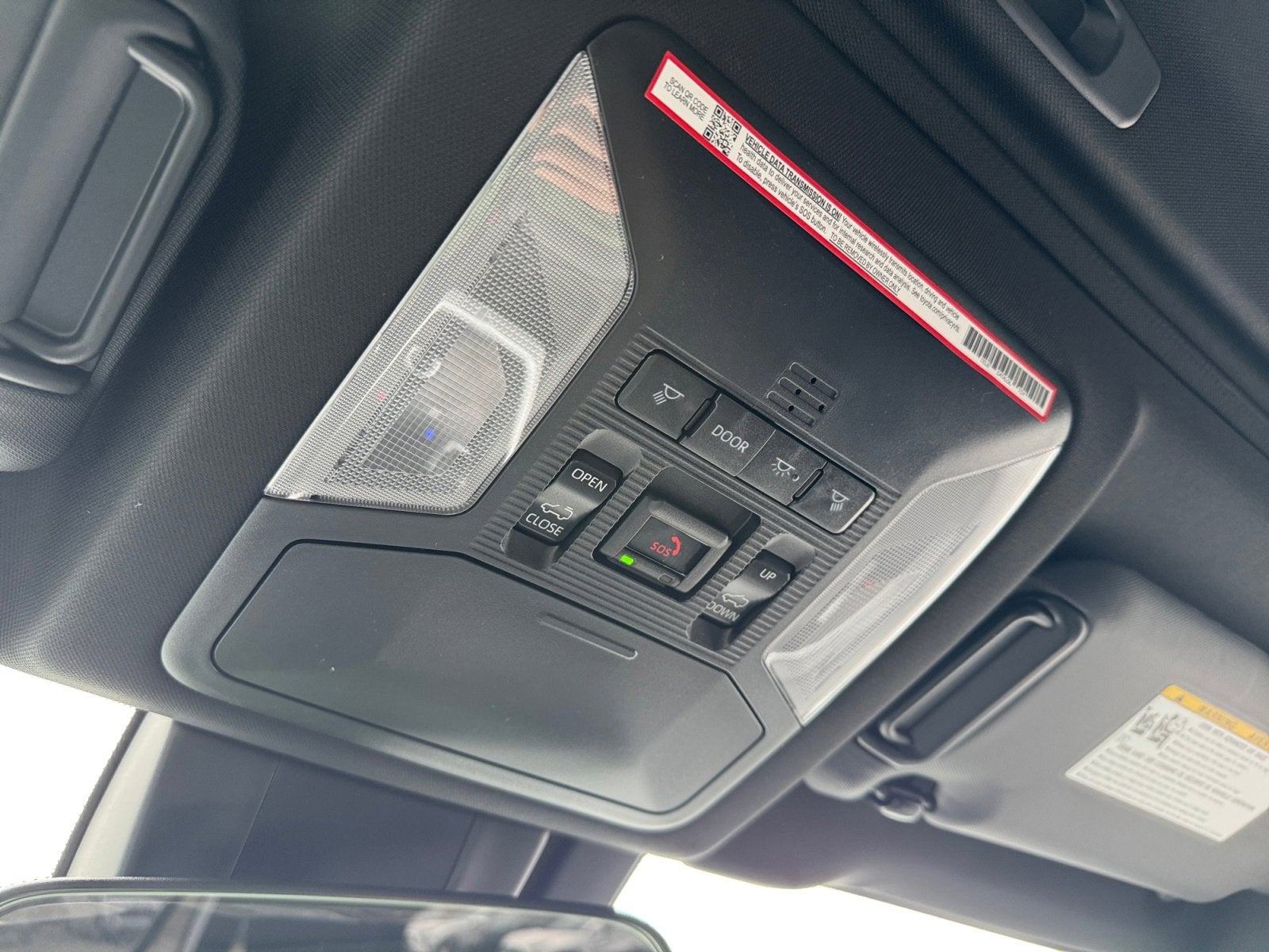 2025 Toyota RAV4 Plug-in Hybrid SE