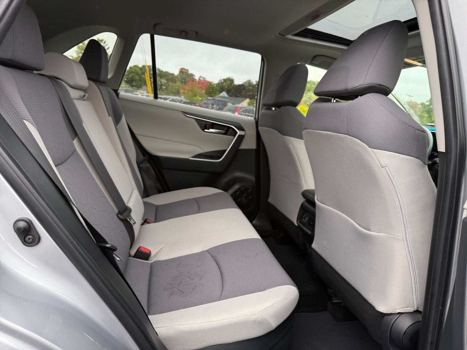 2019 Toyota RAV4 Hybrid Hybrid XLE