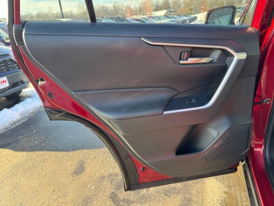 2023 Toyota RAV4 HYBRID Hybrid XLE