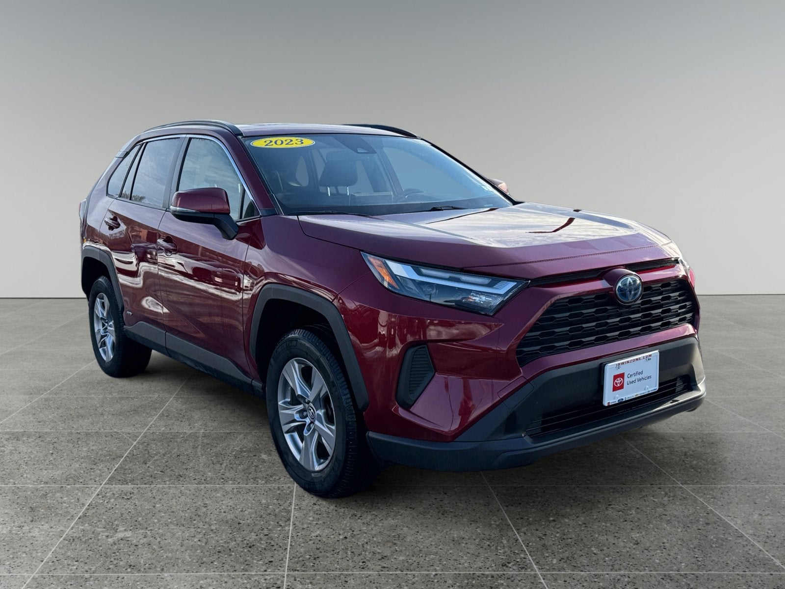 2023 Toyota RAV4 HYBRID Hybrid XLE