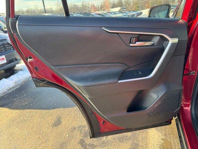 2023 Toyota RAV4 HYBRID Hybrid XLE