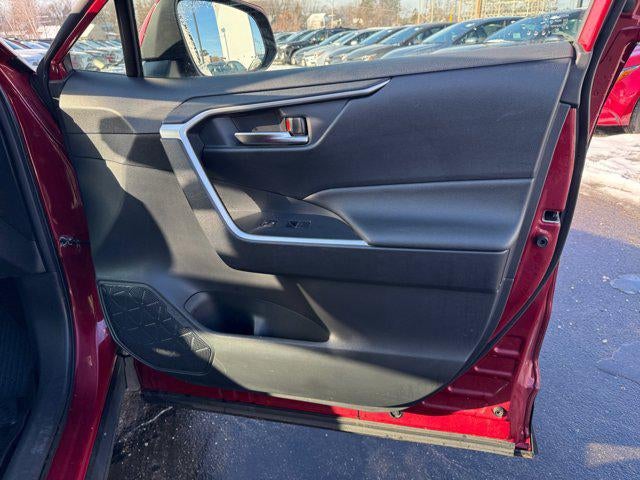 2023 Toyota RAV4 HYBRID Hybrid XLE