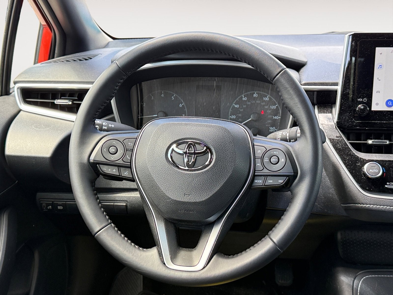 2025 Toyota COROLLA HATCHBACK SE