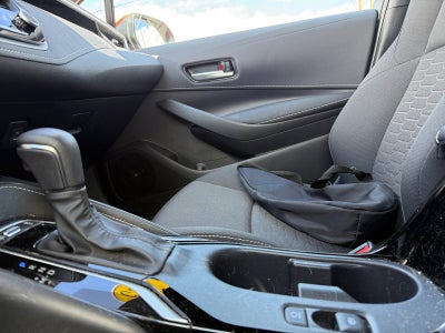 2025 Toyota COROLLA HATCHBACK SE