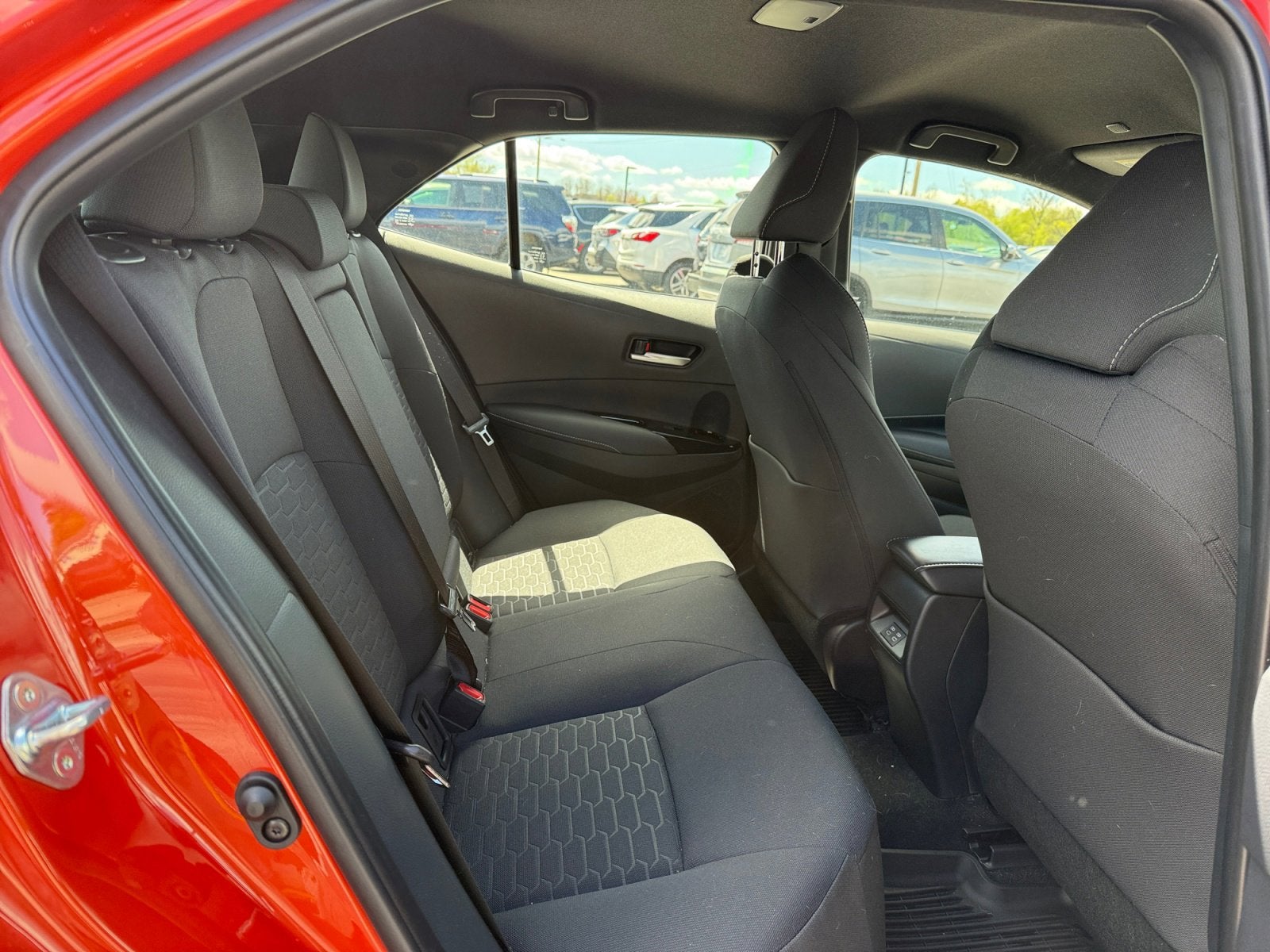 2025 Toyota COROLLA HATCHBACK SE