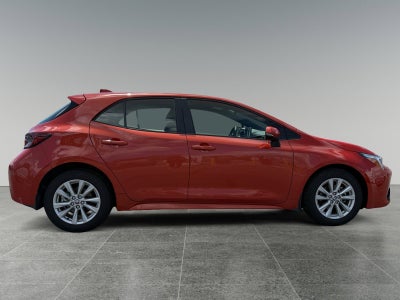 2025 Toyota COROLLA HATCHBACK SE